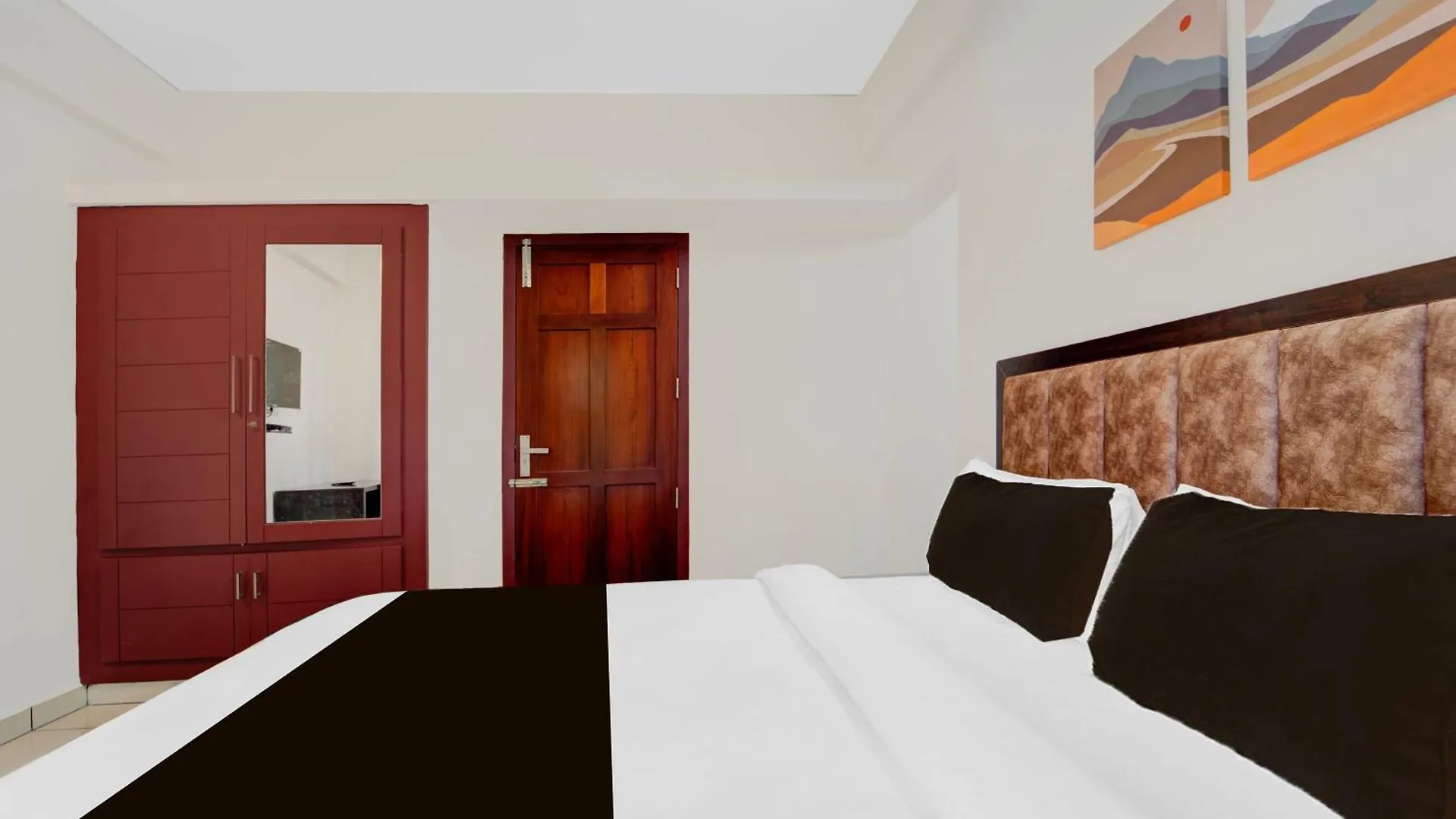 Otel Super Collection O Valiyavila Junction Formerly Prism Heights Thiruvananthapuram Hindistan